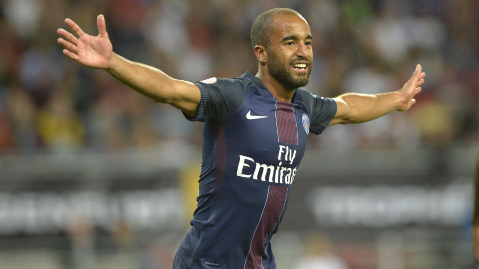 Option: Lucas Moura on his way out of PSG?