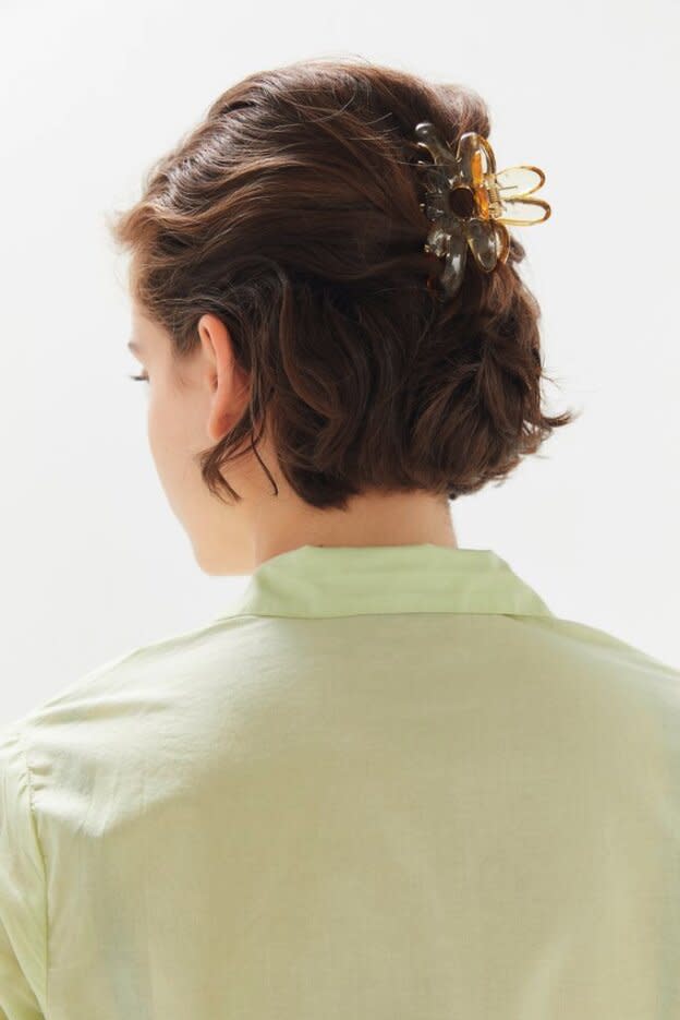 Le Fleur Hair Clip Urban Outfitters