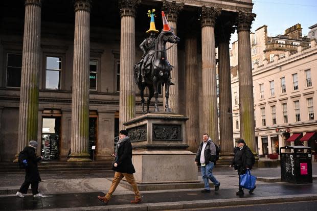 Equestrian statue of the Duke of Wellington, Glasgow - Wikipedia