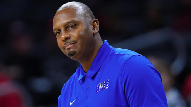 Penny Hardaway takes over as Memphis' new basketball coach