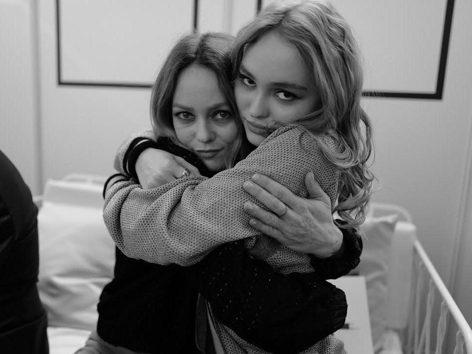 lily rose depp vanessa paradis