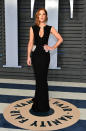 <p>The English actress looked very statuesque in her form-fitting black dress. (Photo: Dia Dipasupil/Getty Images) </p>