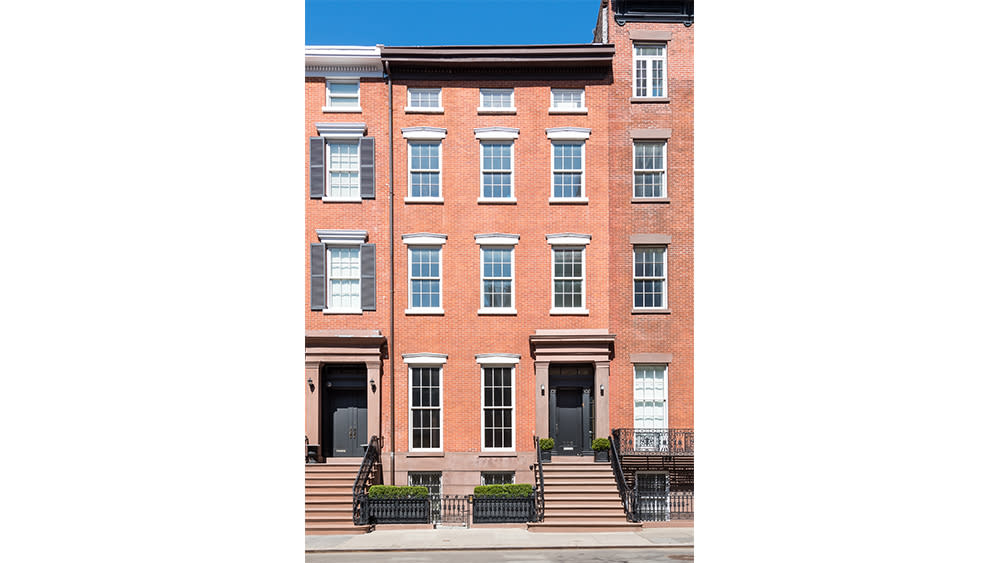 109 Waverly's historic—and meticulously-renovated—red-brick facade dates to 1840.