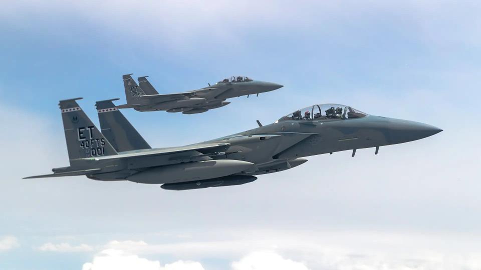 The first two U.S. Air Force F-15EXs fly together. <em>U.S. Air Force </em><br>