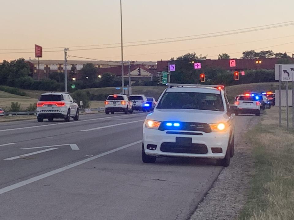 Multiple police agencies were on scene of a crash on SR-725 near I-75 S just before 9 p.m.