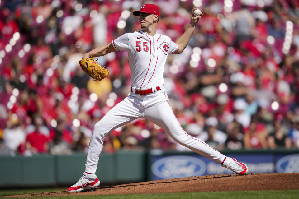 Cincinnati Reds' Brandon Williamson throws during the first inning of a baseball game against the Pittsburgh Pirates in Cincinnati, Sunday, Sept. 24, 2023. (AP Photo/Aaron Doster)
