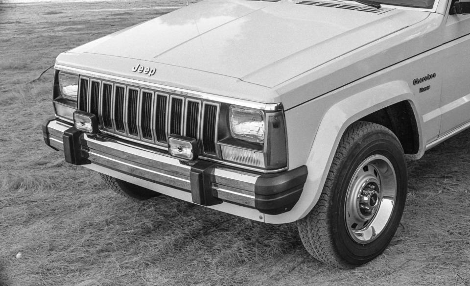 1984 Jeep Cherokee Photos