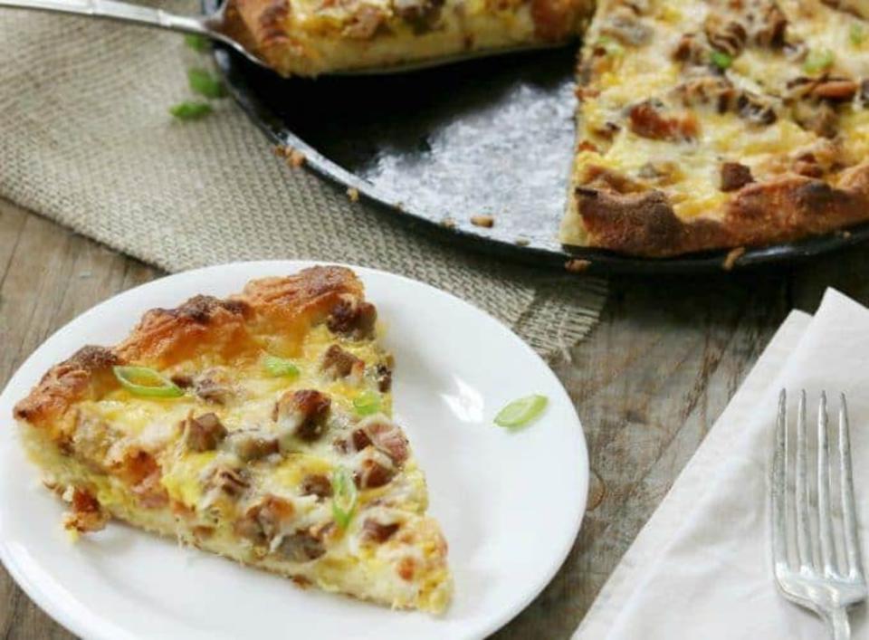 <p>How To This and That</p><p>This Meat Lover's Style pizza is a gift for anyone who's doing a low-carb diet. </p><p><strong>Get the recipe: <a href="https://howtothisandthat.com/keto-breakfast-pizza/" rel="nofollow noopener" target="_blank" data-ylk="slk:Keto Breakfast Pizza;elm:context_link;itc:0;sec:content-canvas" class="link ">Keto Breakfast Pizza</a></strong></p>
