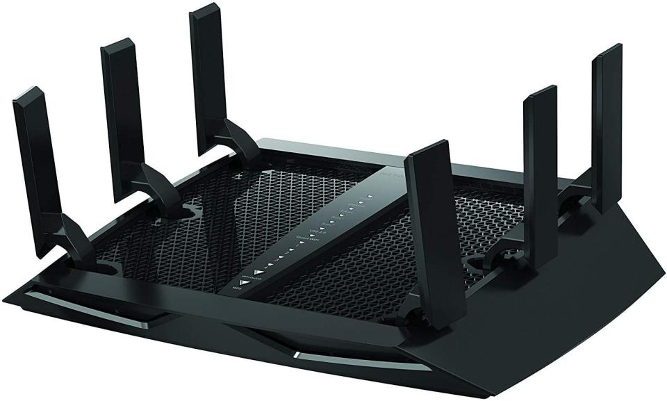 Netgear Nighthawk X6S in black