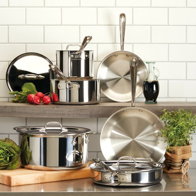 <a href="https://www.tasteofhome.com/collection/kitchen-wedding-gifts-that-couples-are-still-using-years-later/" rel="nofollow noopener" target="_blank" data-ylk="slk:Kitchen Wedding Gifts That Couples Are Still Using;elm:context_link;itc:0;sec:content-canvas" class="link rapid-noclick-resp">Kitchen Wedding Gifts That Couples Are Still Using</a>