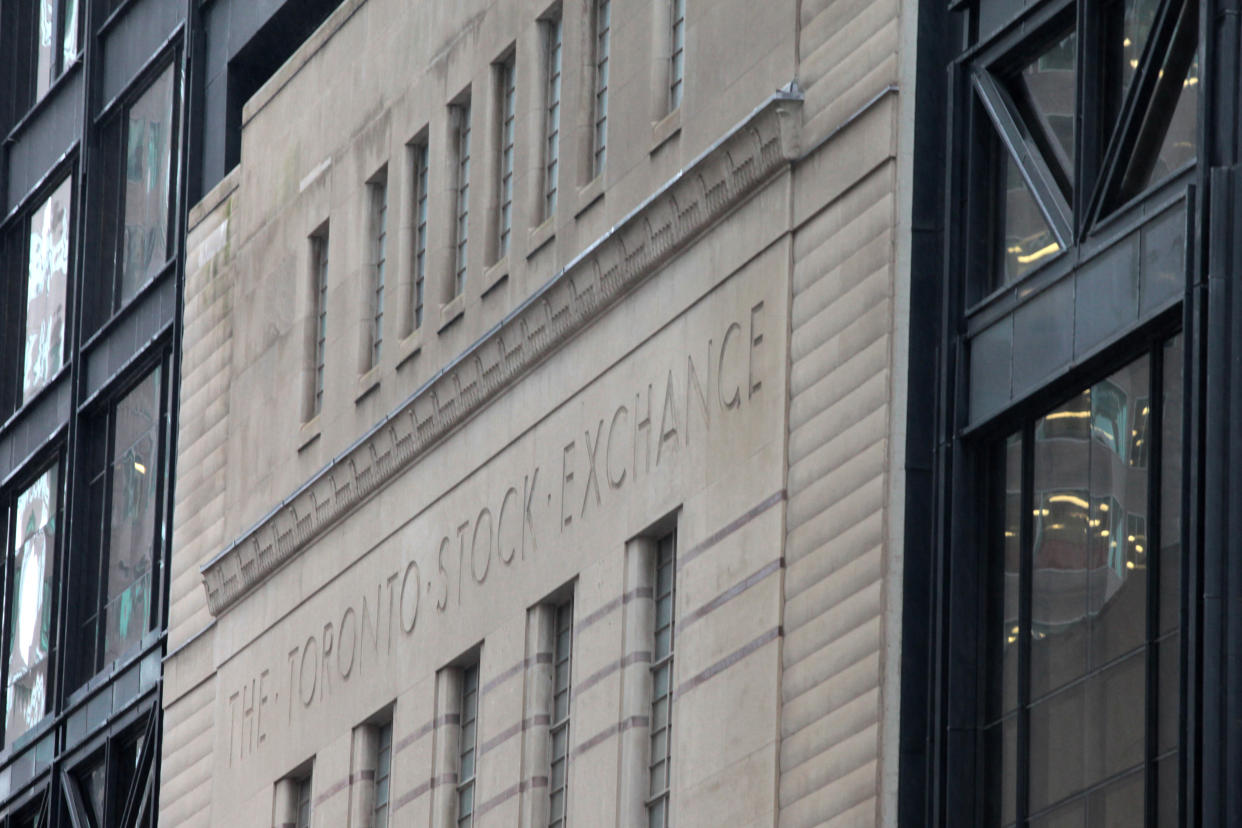 Analysts looking ahead to stocks in 2023 say Canada's main stock market will benefit from its hefty financial and energy sectors.   (REUTERS/Chris Helgren)