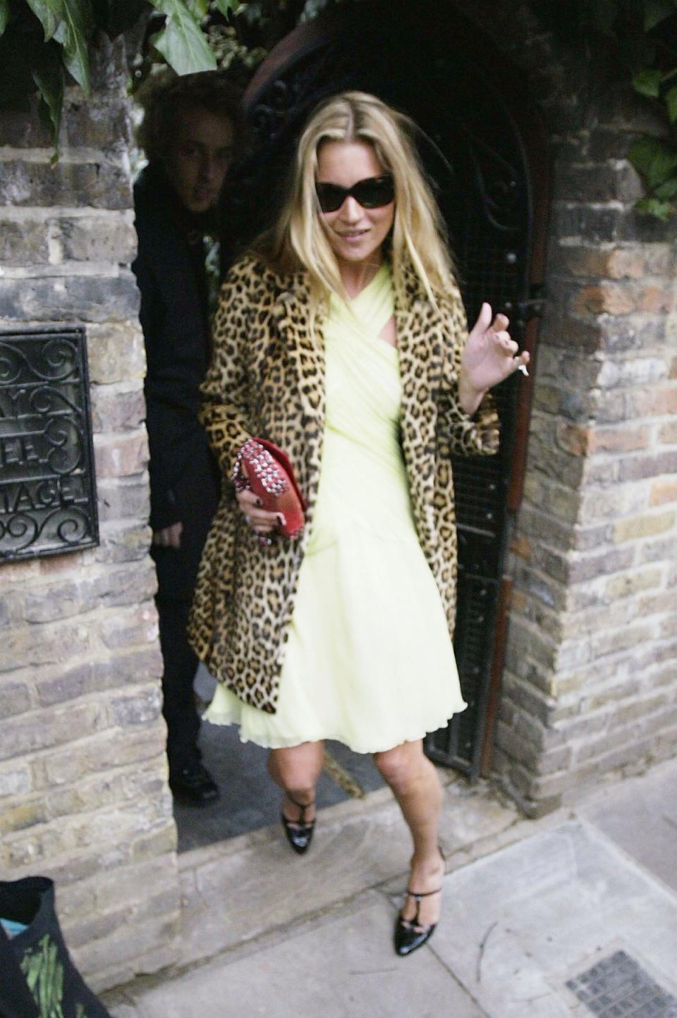 Kate Moss leaves her London home on her 30th birthday, 2004 (Getty Images)