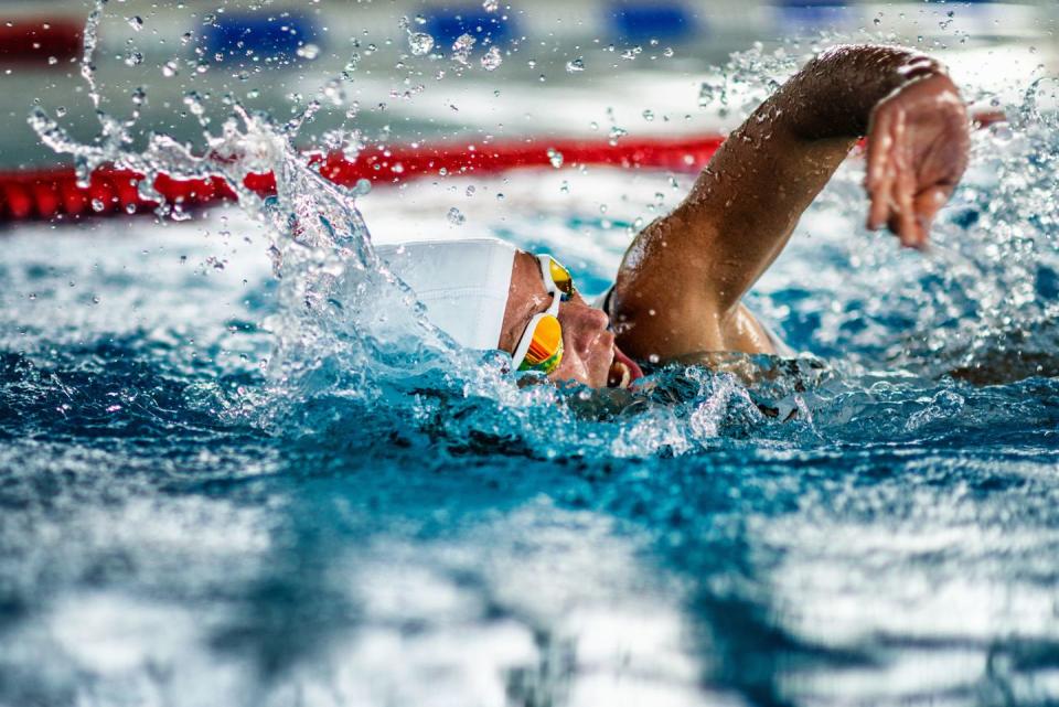 What to eat before a workout: Swimming