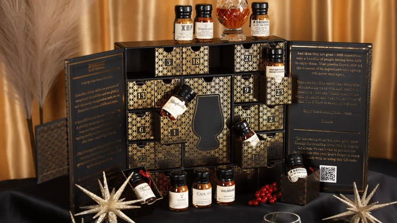 Inside the Old and Rare Whisky Advent