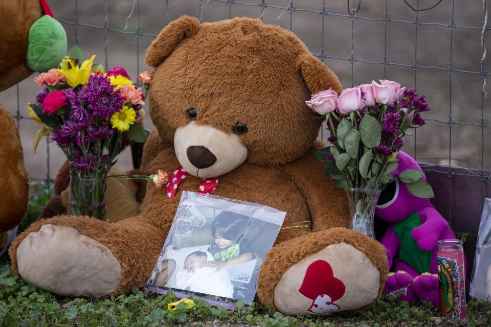 A memorial for three children allegedly killed by their mother, Rachel Henry, is pictured on Wednesday, Jan. 22, 2020 in Phoenix.