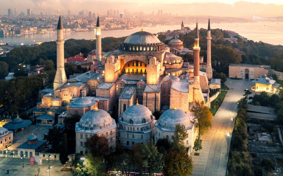 Hagia Sophia at morning twilight