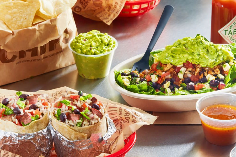 <p>Photo: Chipotle Mexican Grill/<a href="https://yelp.com/biz_photos/chipotle-mexican-grill-jacksonville-15?select=P18MSmZsk9fSfdJsTShBBw&utm_campaign=929a5a37-b9e3-45f6-aa7f-f6049c63a0fd%2Cd9b820e1-3438-41b5-b087-98ec239ff290&utm_medium=81024472-a80c-4266-a0e5-a3bf8775daa7" rel="nofollow noopener" target="_blank" data-ylk="slk:Yelp;elm:context_link;itc:0;sec:content-canvas" class="link ">Yelp</a></p>