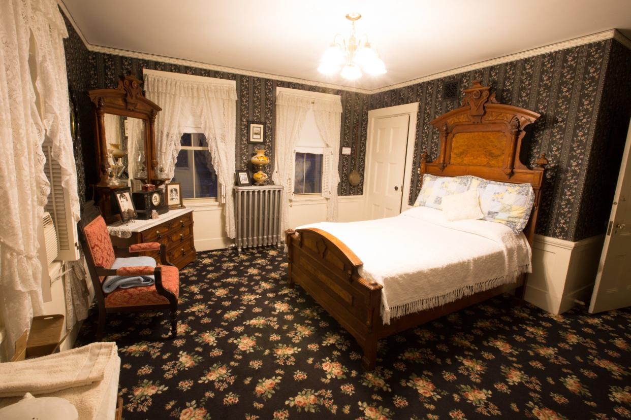 Lizzie Borden Bed and Breakfast