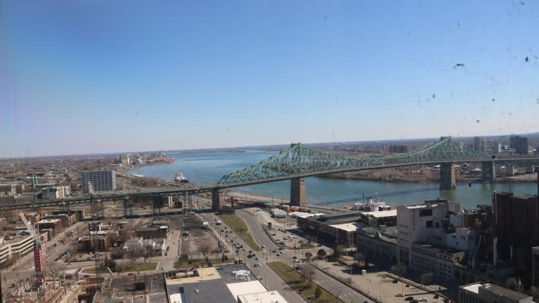 Hello sun, my old friend: Montreal basks in the glory of blue skies