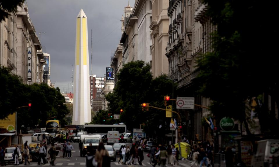 <p>Argentina ocupa el puesto #3 con un salario mínimo de $504 (Foto: AP) </p>