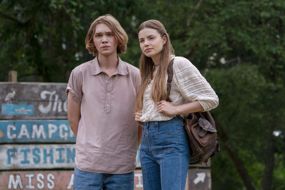 Charlie Plummer and Kristine Froseth as Pudge and Alaska