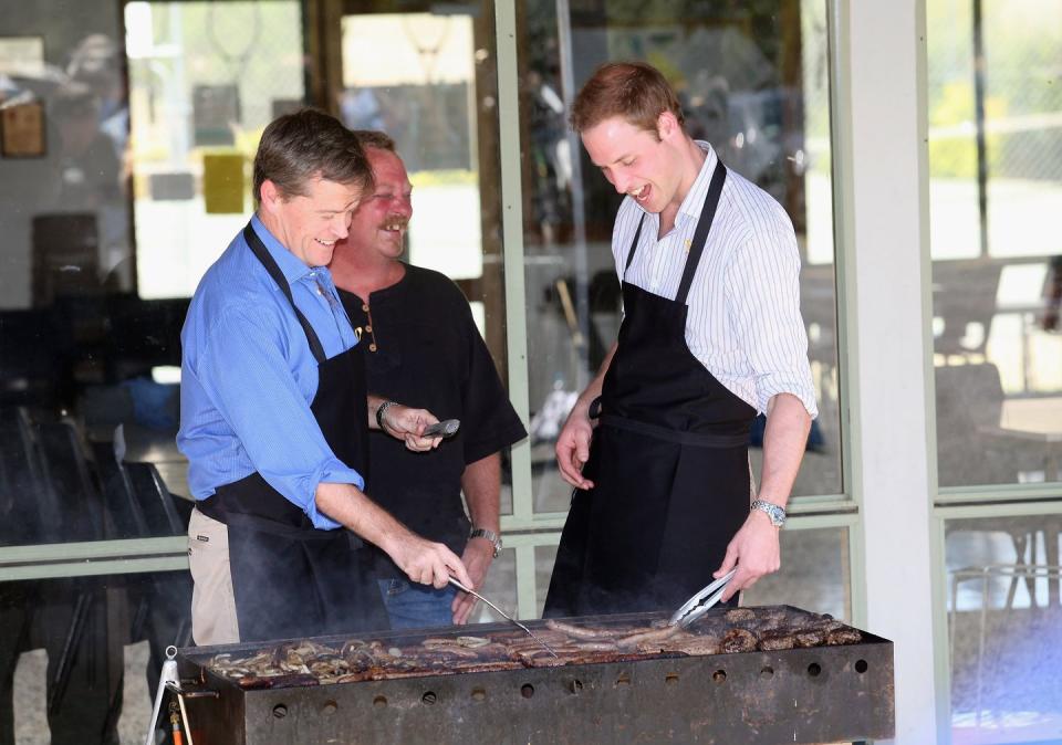 <p>Forget the royal title, William is a grill master! He helps out at a barbecue on an unofficial visit to Flowerdale, Australia. <br></p>