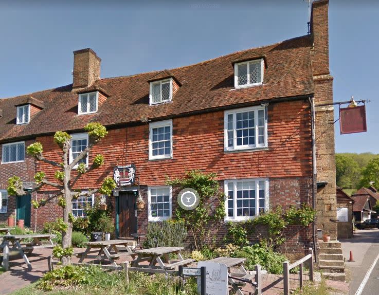 The Crown Inn, in Kent, cannot open to customers (Google Maps)