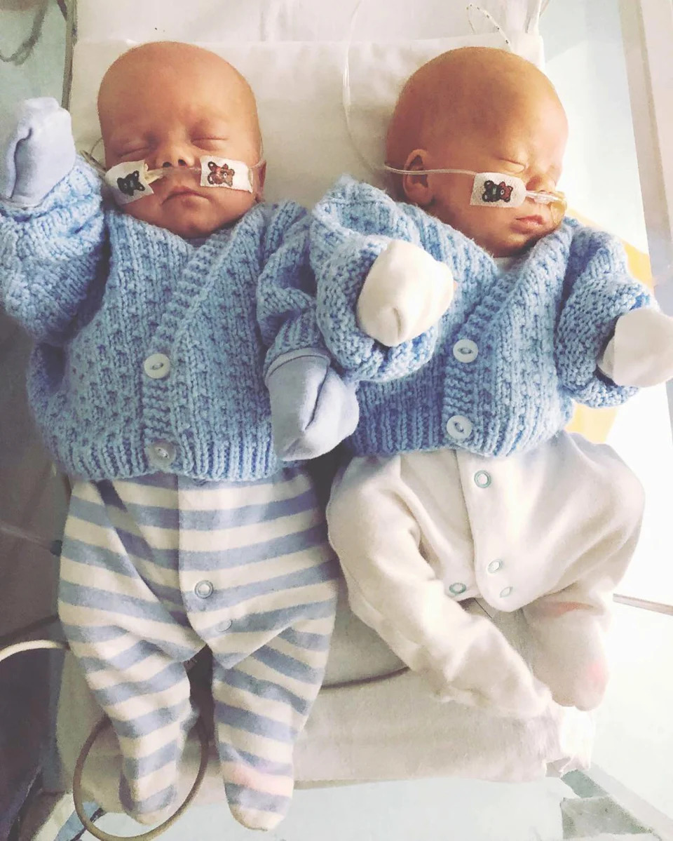 Twins Dylan and Oscar still have a special bond despite spending time apart after their birth. (Caters)