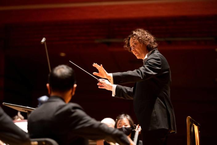 Guest conductor Nathalie Stutzmann leads the Philadelphia Orchestra along with violinist Gil Shaham.