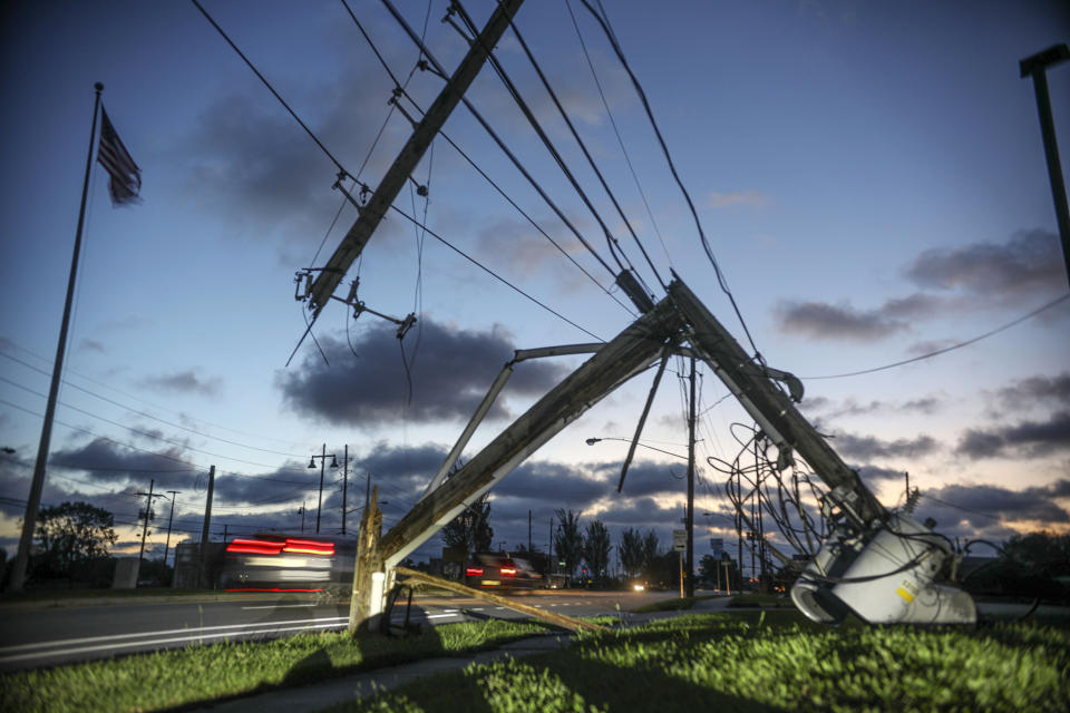 Image: Hurricane Zeta Barrels Down On Louisiana Coast (Sandy Huffaker / Getty Images)