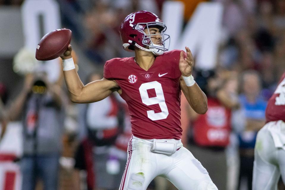 Alabama quarterback Bryce Young throws during the second half of the team's NCAA college football game against Tennessee, Saturday, Oct. 23, 2021, in Tuscaloosa, Ala. (AP Photo/Vasha Hunt)