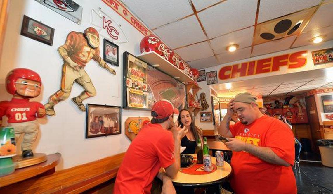 Kansas City Chiefs fans gathered at Big Charlie’s Saloon in September 2013 when the Chiefs came to play the Philadelphia Eagles at nearby Lincoln Financial Field. The Chiefs won 26-16.