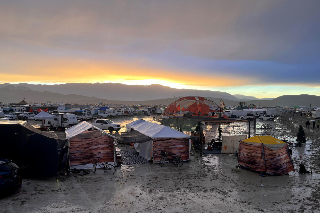 Burning Man festival mud 2023 David Crane/picture alliance via Getty Images