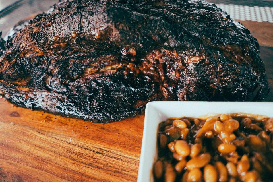 At 3rd Street Market Hall, Smokin‘ Jack’s BBQ plans to serve up "traditional barbecue fare," as well as signature items.