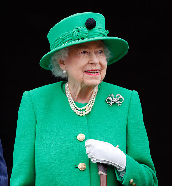 <div class="inline-image__caption"><p>Queen Elizabeth II stands on the balcony of Buckingham Palace following the Platinum Pageant on June 5, 2022 in London, England.</p></div> <div class="inline-image__credit">Max Mumby/Indigo/Getty Images</div>