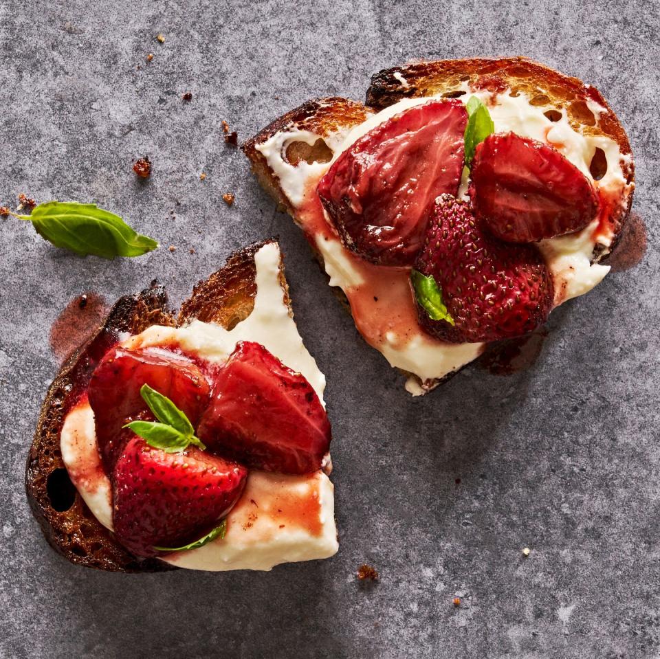 Whipped Feta With Balsamic Roasted Strawberries