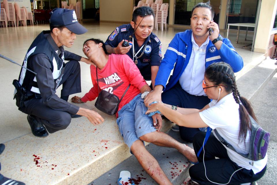 Deadly bomb blasts hit southern Thailand