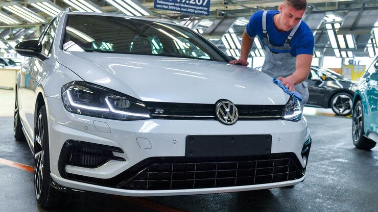 VW-Produktion im Werk Zwickau: In allen deutschen Werken des Wolfsburger Konzerns gibt es seit Juli-Beginn keine Kurzarbeit mehr. Foto: dpa