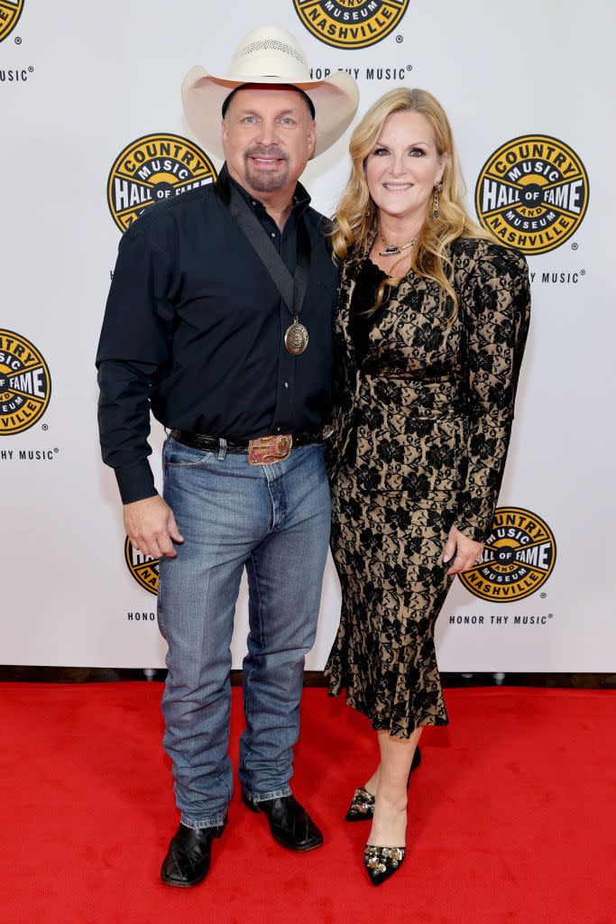 nashville, tennessee   october 16 garth brooks and trisha yearwood attend the class of 2022 medallion ceremony at country music hall of fame and museum on october 16, 2022 in nashville, tennessee photo by jason kempingetty images for country music hall of fame and museum