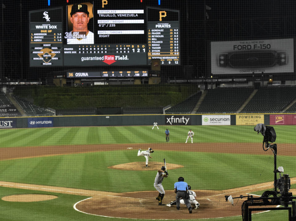 Chicago White Sox starting pitcher Lucas Giolito delivers during the ninth inning of the team's baseball game against the Pittsburgh Pirates, Tuesday, Aug. 25, 2020, in Chicago. Giolito had a no-hitter as the White Sox won 4-0. (AP Photo/Matt Marton)