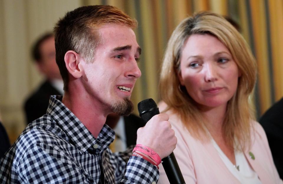 Marjory Stoneman Douglas High School shooting survivor Samuel Zeif (L) confronts President Trump in an emotional meeting in Florida. (AFP/Getty)