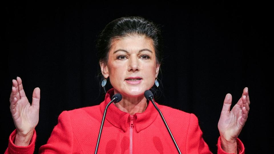 Das neu gegründete Bündnis Sahra Wagenknecht gewinnt an Zustimmung hinzu (Bild: dpa)