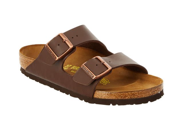 Jennifer Garner's Comfy Birkenstock Sandals Are on Sale at Rue La La Right  Now