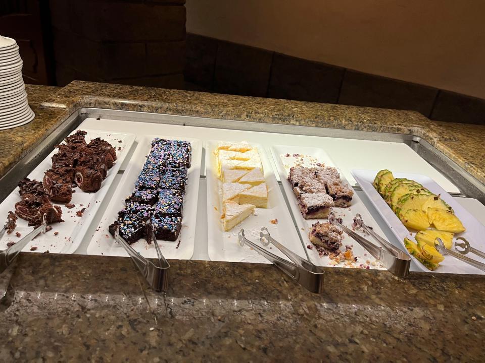 desserts at the buffet at biergarten restaurant in epcot disney world