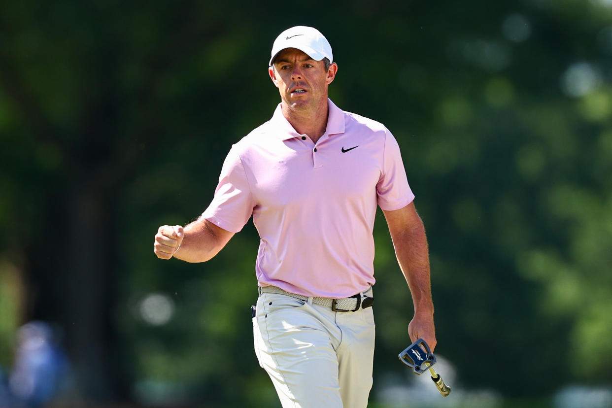 Rory McIlroy dominates Xander Schauffele, field for 4th Wells Fargo