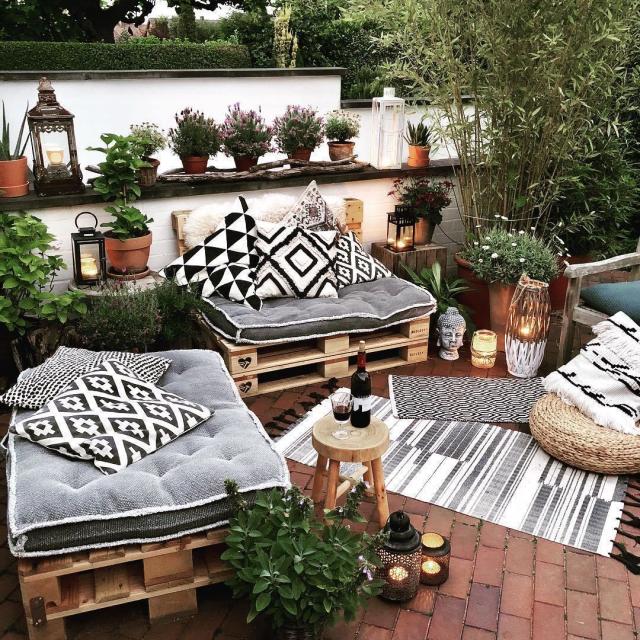 45 Backyard Decor Ideas to Spruce Up Your Outdoor Space