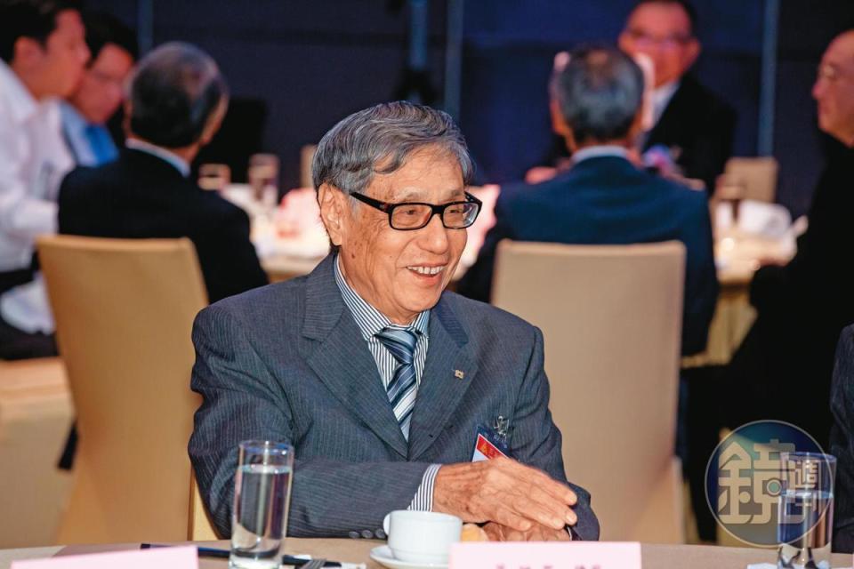 能率集團創辦人董炯熙在日本擁有豐沛的政商人脈，讓能率得以一舉敲開日本汽車產業封閉的生態系。