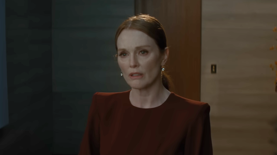 Julianne Moore in Sharper.