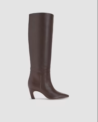 <p><a href="https://go.redirectingat.com?id=74968X1596630&url=https%3A%2F%2Fwww.everlane.com%2Fproducts%2Fwomens-knee-high-banana-heel-boot-dark-brown%3Fcollection%3Dwomens-boots&sref=https%3A%2F%2Fwww.oprahdaily.com%2Fstyle%2Fg40515016%2Fbest-knee-high-boots%2F" rel="nofollow noopener" target="_blank" data-ylk="slk:Shop Now;elm:context_link;itc:0;sec:content-canvas" class="link ">Shop Now</a></p><p>Knee-High Banana Heel Boot</p><p>everlane.com</p><p>$350.00</p>