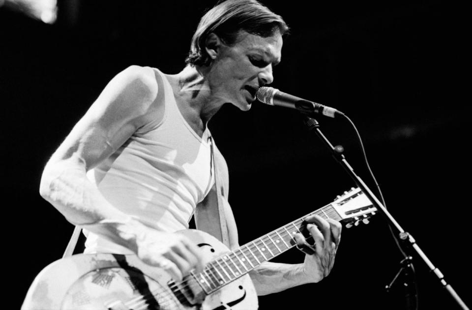 Chris Whitley